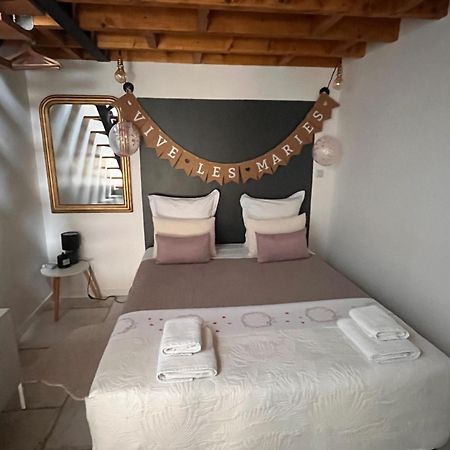 Le Nid D'Isa Bed & Breakfast Hautvillers Bagian luar foto