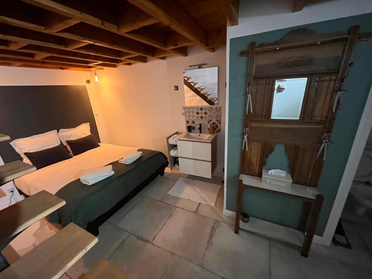 Le Nid D'Isa Bed & Breakfast Hautvillers Bagian luar foto