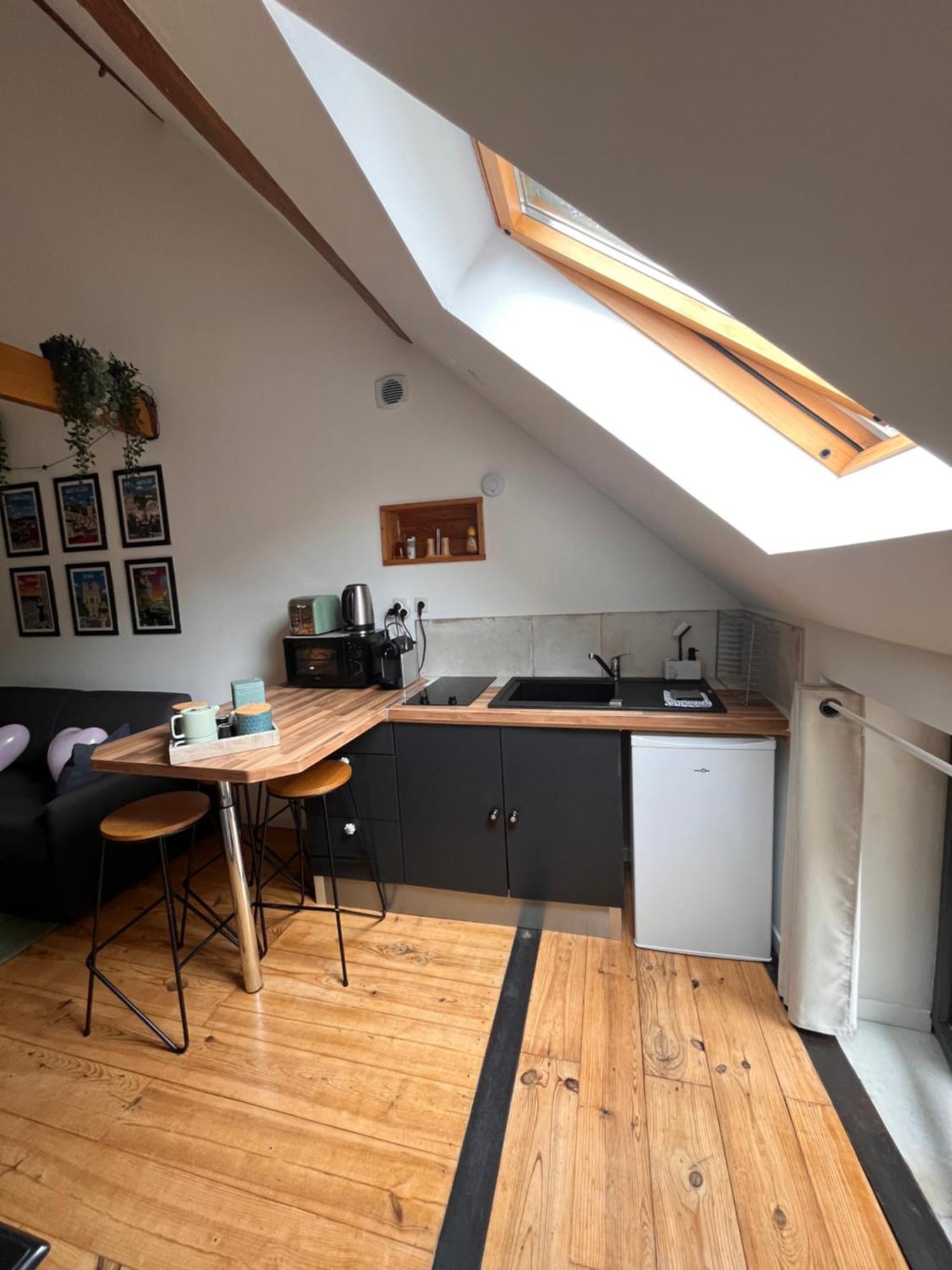 Le Nid D'Isa Bed & Breakfast Hautvillers Bagian luar foto